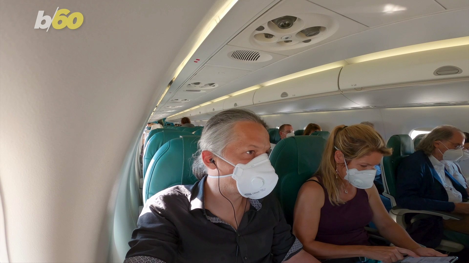 ⁣Americans Are Pretty Obsessed with Travel Reviews