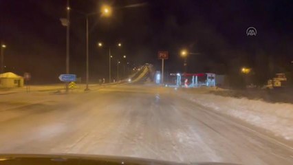 Yoğun tipi ulaşımı aksatıyor