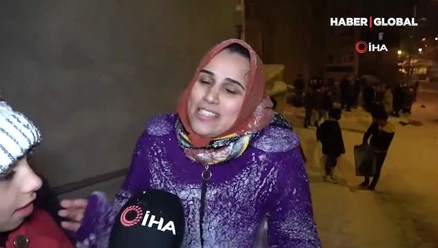 Tehlikeye aldırış etmeden kaydılar: Herkes eceline susamış