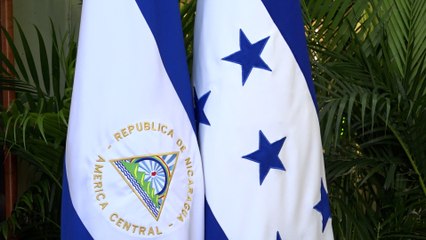 Entregan orden José de Marcoleta a embajadora de Honduras