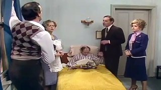 Fawlty Towers - S02E04 - The Kipper And The Corpse