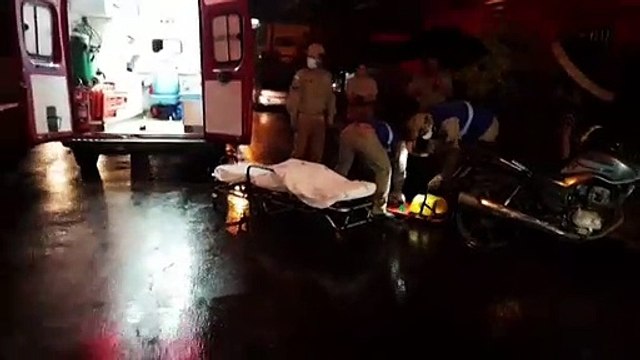 Motociclista fica ferido após colisão no Bairro São Cristóvão em Cascavel