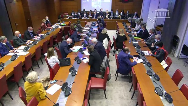 Commission des finances : M. Olivier Véran, ministre des solidarités et de la santé, M. Bruno Le Maire, ministre de l’économie, des finances et de la relance et M. Olivier Dussopt, ministre délégué - Mercredi 26 janvier 2022