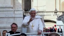 Vaticano sai em defesa de Bento XVI e fala em 