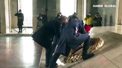 ABD'nin yeni büyükelçisi Flake, Anıtkabir'i ziyaret etti