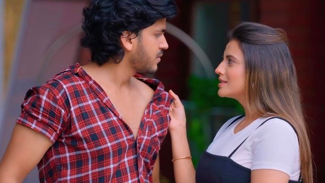 रिलीज़ हुआ अक्षरा सिंह का नया मजेदार सॉन्ग 'लड़कियों को यूं ना पटाया करो'