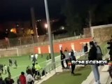 Pelea en un partido de fútbol entre niños en l'Hospitalet