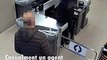 Espectacular detención de un ladrón armado con un cuchillo en un supermercado