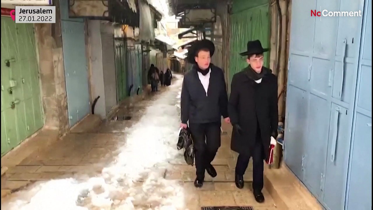 Rare snowfall blankets Jerusalem’s Old City