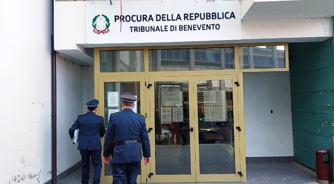 Benevento, fallimento società raccolta rifiuti: 3 arresti (27.01.22)