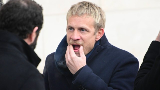 GALA VIDEO - Obsèques de Gaspard Ulliel : le geste très symbolique de son ami Jérémie Renier