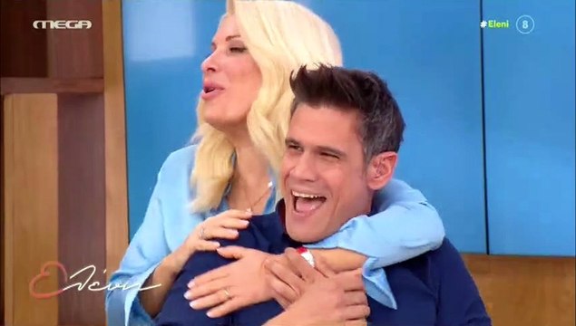 Ελένη Μενεγάκη: «Τα έχασε» με την παιδική φώτο του Μάκη της – Είναι αγνώριστος!