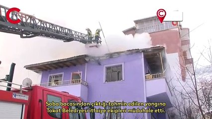 Evinin yanışını yaşlı gözlerle izledi