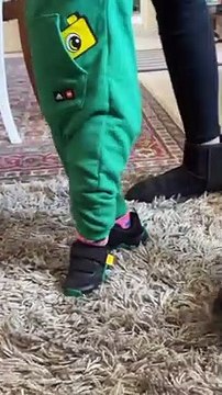 Αχιλλέας Πετρετζίκης: Τα πρώτα βήματα με τη βοήθεια του μπαμπά του, Άκη