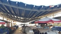 Samsun'da pazar yerinin çatısı çöktü