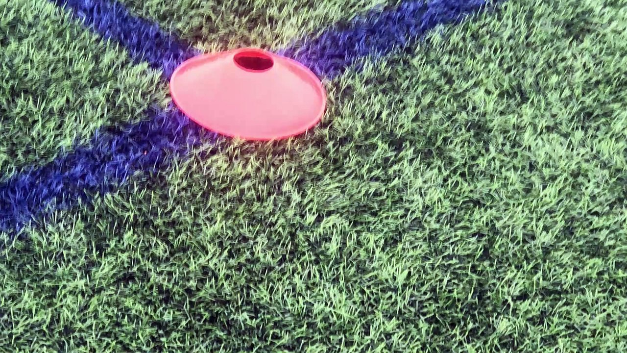 Petite opposition hier après midi entre les U 8 U 9 animée par Gaharo, Gilles , Julien et Léo