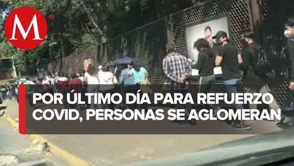 Largas filas por vacunación de refuerzo en Naucalpan