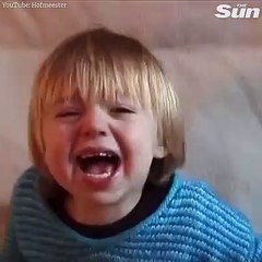  Ce papa a filmé sa fille chaque semaine jusqu'à ses 20 ans ! ❤