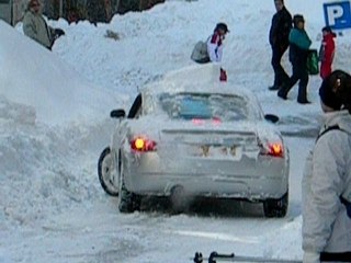 AUDI TT EN DIFFICULTE AU PAS DE LA CASE LE 6 MARS 08