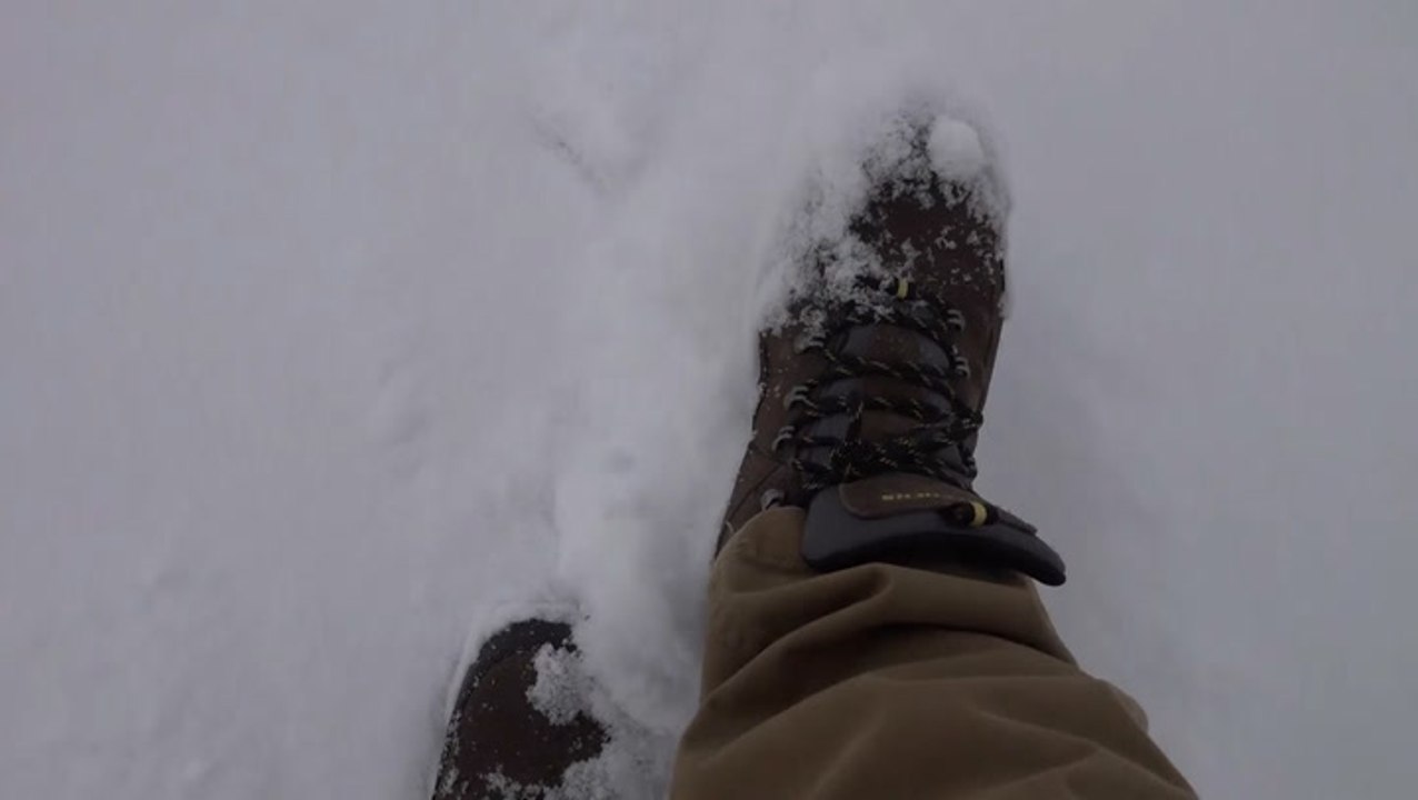 How to walk safely in snow, ice and slush video Dailymotion