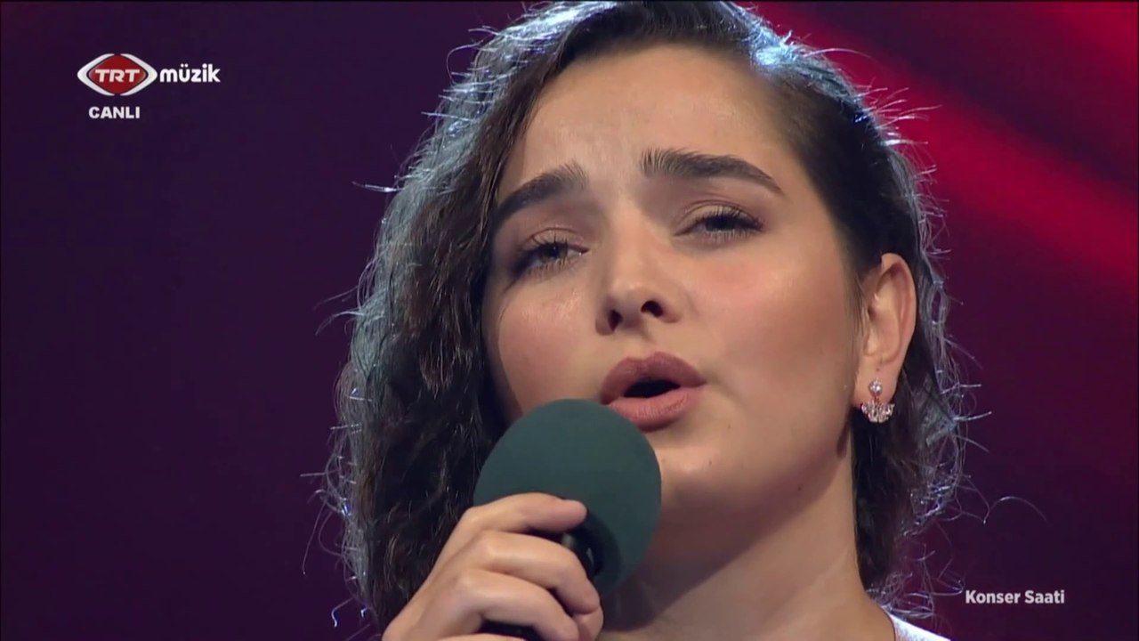 Didar Aliye Koyuncu / Seni ne çok sevdiğimi söylesem de bilemezsin