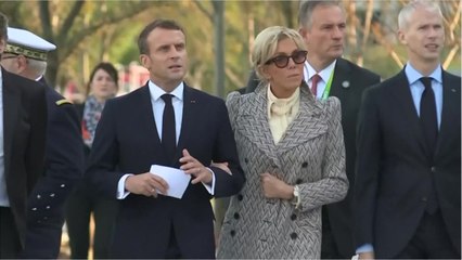 Voici - Brigitte Macron aux 12 coups de midi : sa technique pour qu'Emmanuel Macron “garde la ligne”