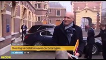 Quand le chauffeur du ministre de la Santé néerlandais fait une transaction bizarre devant les caméras