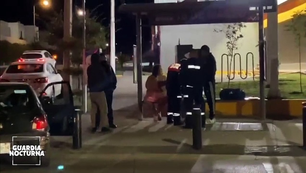 Una pareja de adultos mayores resultó con lesiones tras sufrir un percance vial en Zapopan