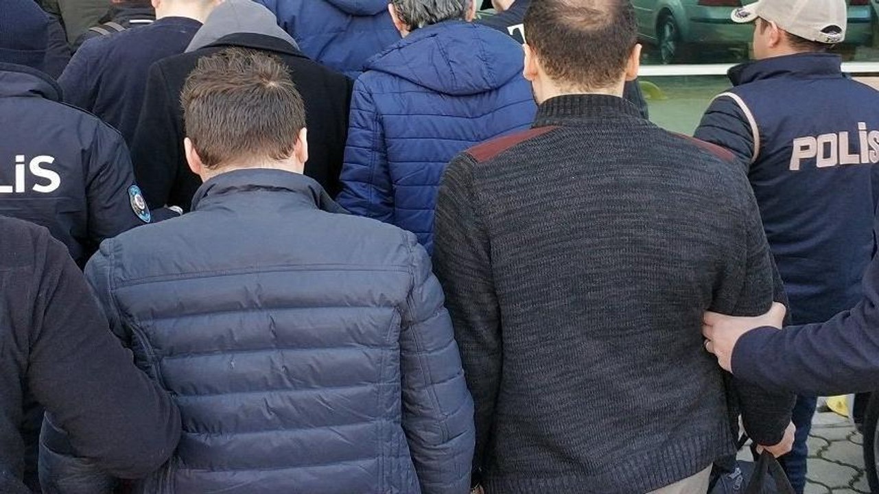 İstanbul merkezli 7 ilde FETÖ operasyonu: 18 gözaltı