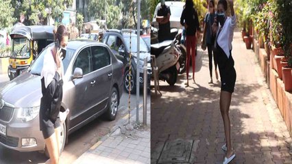 Arjun Kapoor से Breakup की खबरों के बीच दिखीं Malaika Arora, Viral Video | FilmiBeat