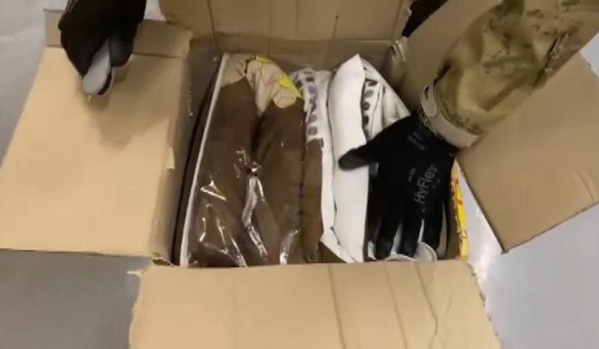 Bebek yorganına emdirilmiş halde bulundu! Tam 2 kilo 400 gram