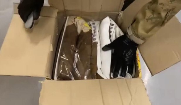 Bebek yorganına emdirilmiş halde bulundu! Tam 2 kilo 400 gram