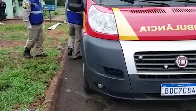 Homem tem suspeita de fratura no punho após sofrer queda no banheiro de residência no Pioneiros Catarinenses