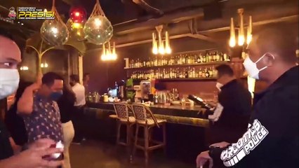 Ditresnarkoba Polda Metro Jaya Beri Garis Polisi Pada Duck Down Bar Karena Langgar Prokes