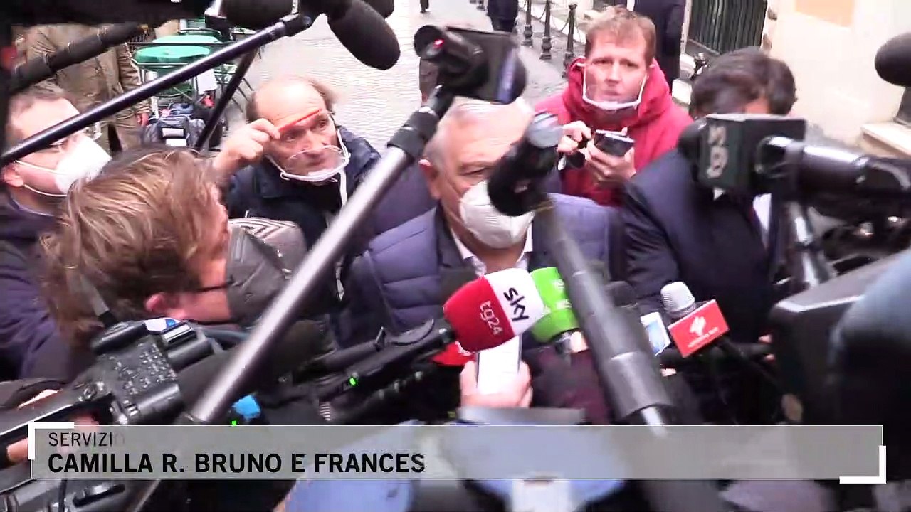 Quirinale, Tajani: "Casellati? Riunione per decidere. Draghi resti fino a fine legislatura"