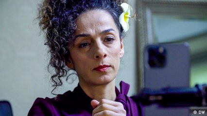 Online protests in authoritarian states