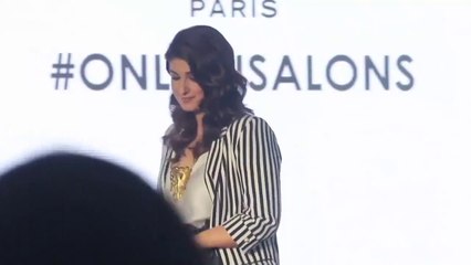 Twinkle Khanna calls Akshay Kumar 'Apna Maal'