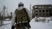 «Nous devons rester calmes» : l'attente et l'inquiétude des soldats ukrainiens dans l'Est du pays