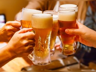 "Historischer Absatzeinbruch": Wird Bier bald teurer?