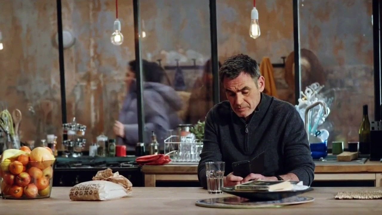 Plus belle la vie : [Indiscrétion] - Patrick inquiet pour Manon