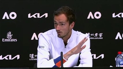 Open d'Australie 2022 - Daniil Medvedev on his freak out against the referee : "I regret it but at the time, hot, I lost control"