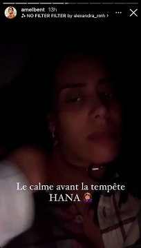 Amel Bent, enceinte de son troisième enfant, se fait bercer par ses filles Hana et Sofia. Story Instagram