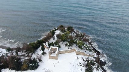 Akçakoca'da kar güzelliği havadan görüntülendi