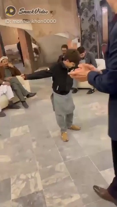 Beautiful dance - small boy dance - small boy Beautiful dance