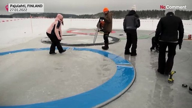 Anéis olímpicos de gelo para inspirar os atletas nos jogos de Pequim