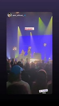 Concert de Carla Bruni, le 26 janvier 2022, à l'Olympia, à Paris. Vidéo partagée par Amir sur Instagram.