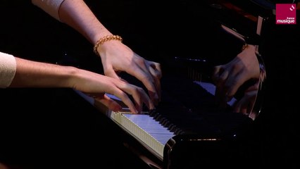 George Crumb : Three Early Songs II. Let it be forgotten