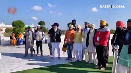 İki ülkenin ayrılması yüzünden 2 kardeş 74 yıl sonra buluştu