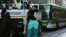 Milano: strada bloccata per ore a causa di un'enorme macchia d'olio