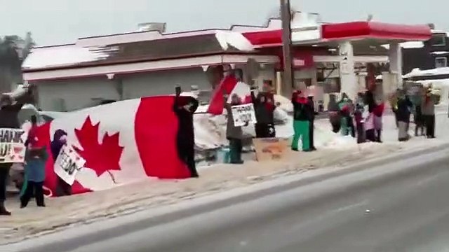 Y dice el sinvergüenza de Trudeau que el convoy de camiones de Canadá es pequeño